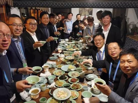 丁磊的烏鎮(zhèn)飯局，中國互聯(lián)網(wǎng)的三個十字路口