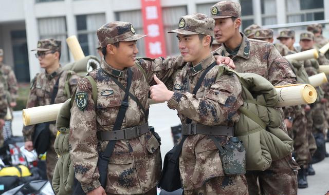 致敬！有了軍人的守護，才有了人民的安全感